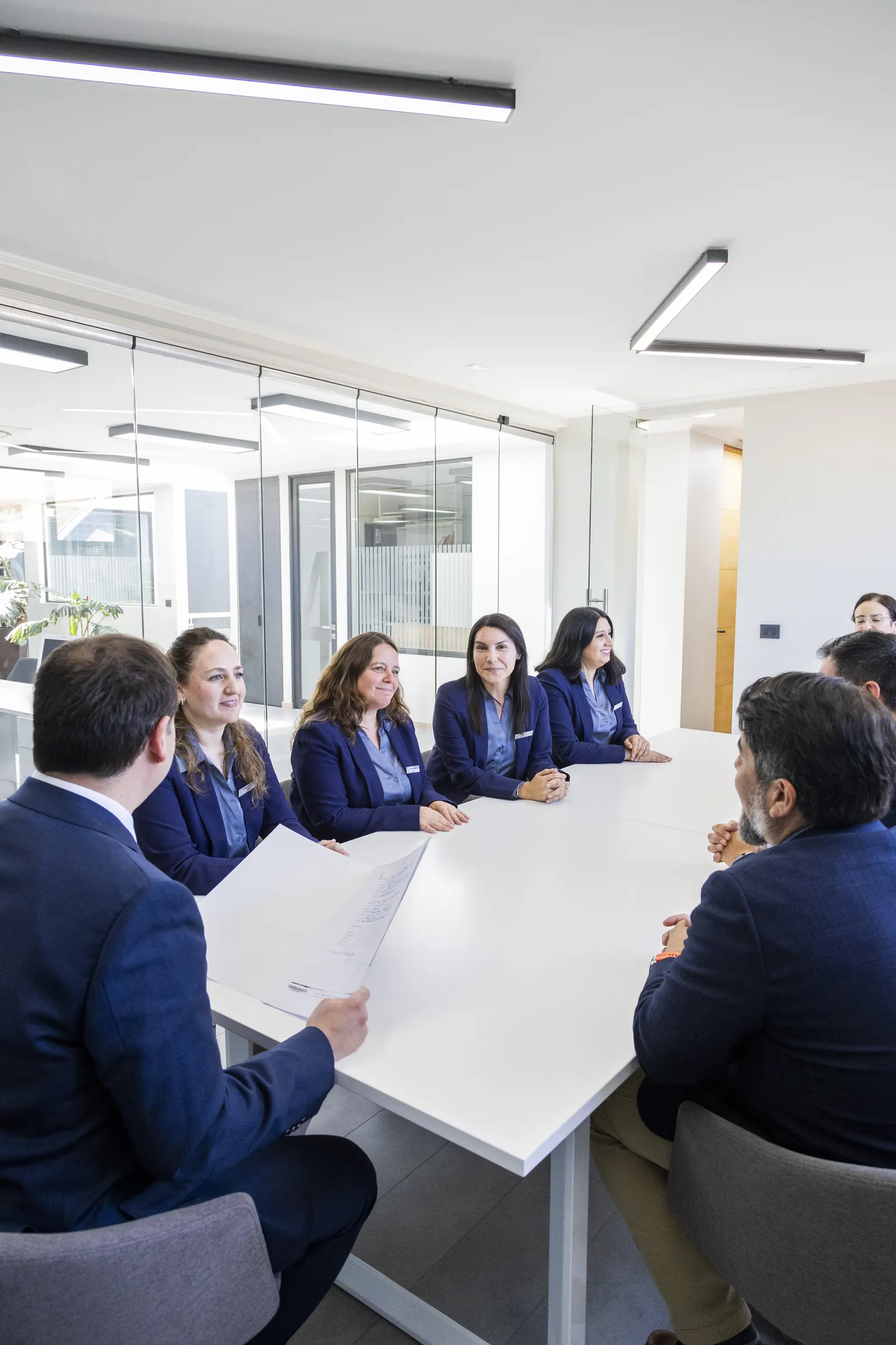 Reunión de Notaría Rojas con inmobiliaria y constructora
