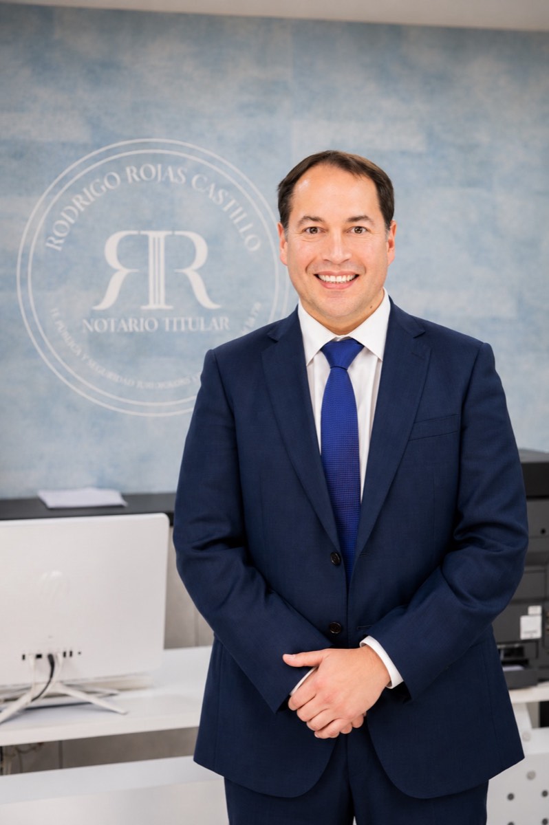 Rodrigo E. Rojas Castillo